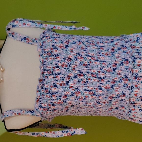 Dress - Picture 2 of 6